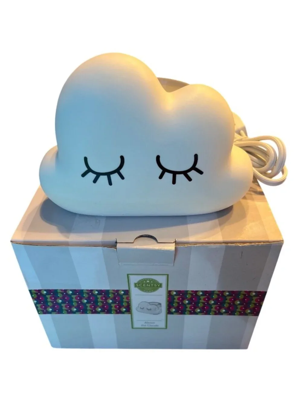 Scentsy Above The Clouds Electric Wax Warmer White Cloud Nursery Meditation - Picture 1 of 7